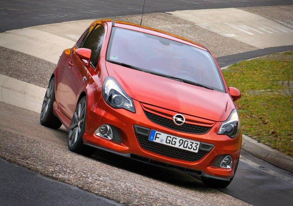 opel-releases-first-video-of-corsa-opc-nurburgring-edition-35375_1.jpg